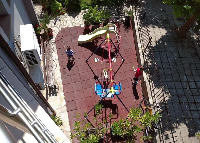 Niya 체르노모레츠