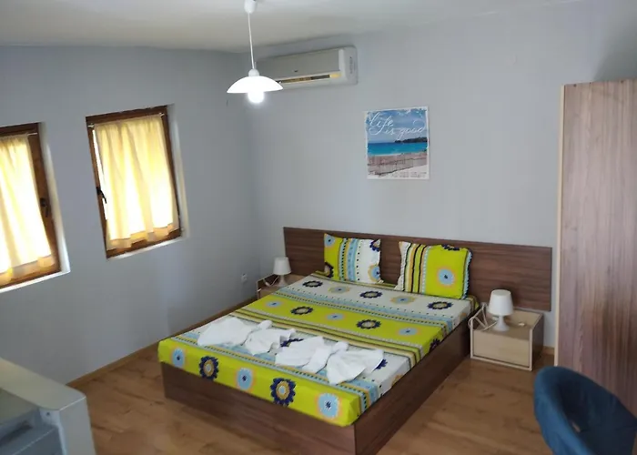 Niya 체르노모레츠