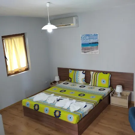 Niya צ'רנומורץ