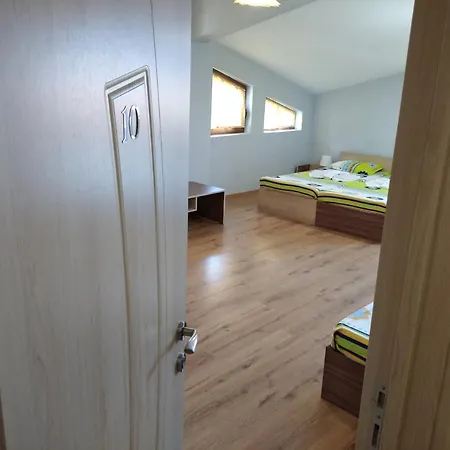 Niya בית הארחה צ'רנומורץ