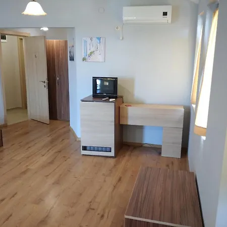 Niya Guest house