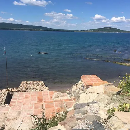 בית הארחה Niya צ'רנומורץ