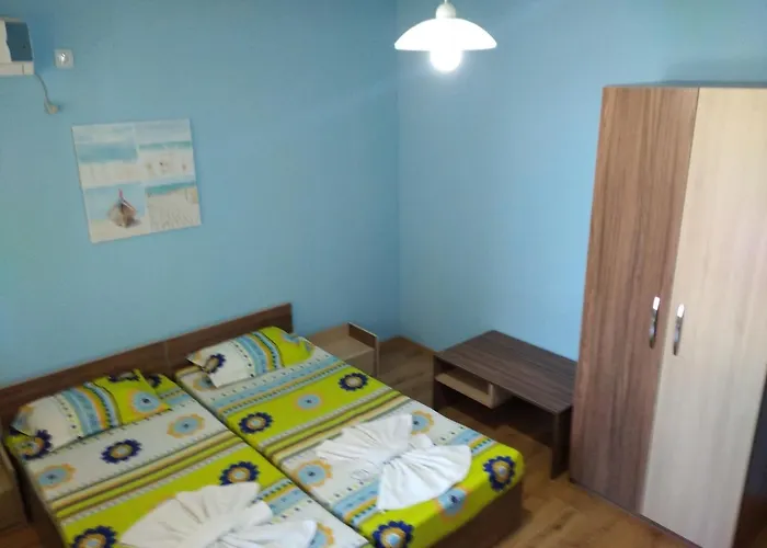 Niya Черноморец